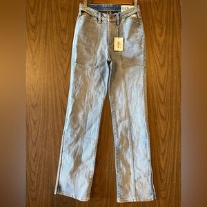 LNDN Denim Light Wash Straight Blue Jeans with cutouts and boot slits,‎ size 26